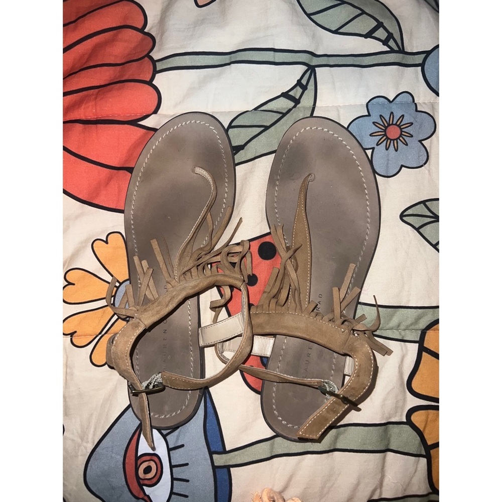 Size 8 fringe sandals